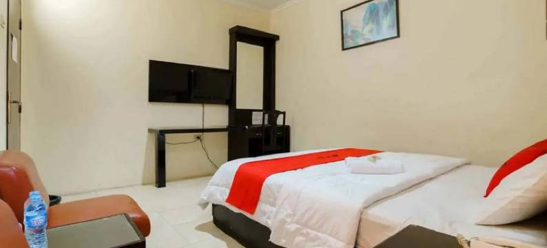 红门酒店@德维帕威萨塔酒店楠榜(RedDoorz @ Dwipa Wisata Hotel)图片