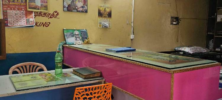 Hotel O Kamadhenu Lodge图片