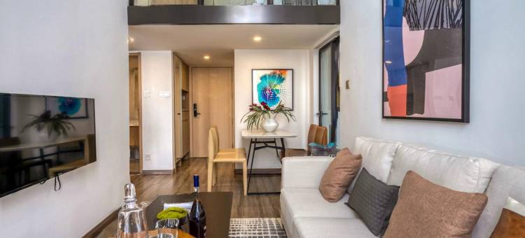 艺龙瑞阁国际公寓(卓越中寰店)图片