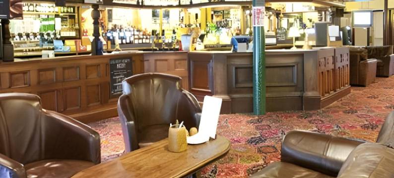 皇家乔治比尔迪里普酒店 - 格林国王旅馆(Royal George Hotel by Greene King Inns)图片