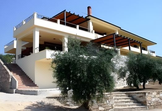 Moonbeam HotelOver view