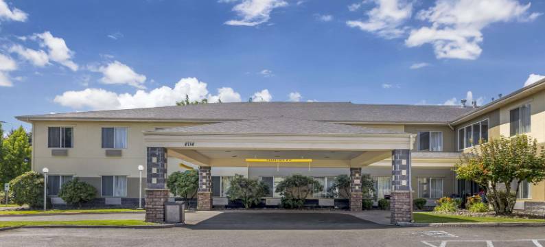 温哥华购物中心附近舒适套房酒店(Comfort Suites Near Vancouver Mall)图片