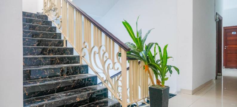 红门酒店-近爱马仕皇宫棉兰波罗尼亚(RedDoorz Near Hermes Place Polonia Medan)图片