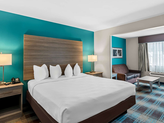 贝斯特韦斯特总统套房酒店