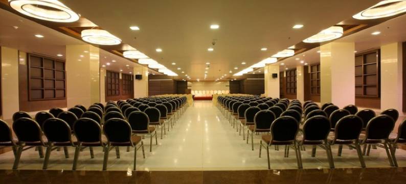 谢尔顿拉贾蒙德里酒店(HOTEL SHELTON RAJAHMUNDRY)图片