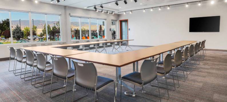 里诺塔霍国际机场雅乐轩酒店(Aloft Reno-Tahoe International Airport)图片