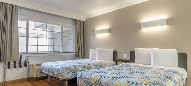 圣何塞会议中心6号汽车旅馆(Motel 6 San Jose, CA - Convention Center)图片