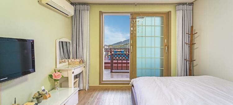 巨济亚伦旅馆(Geoje Araon Pension)图片