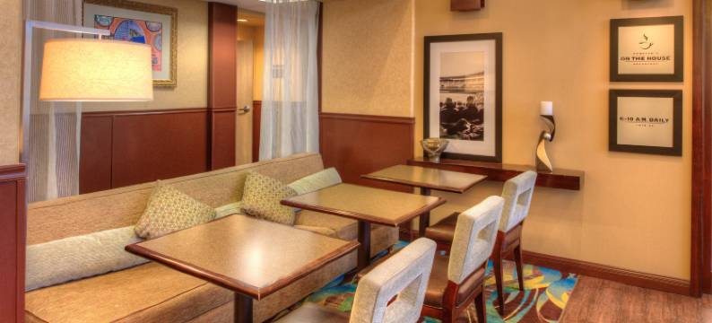 希尔顿欢朋套房酒店-安大略CA酒店(Hampton Inn & Suites Ontario)图片