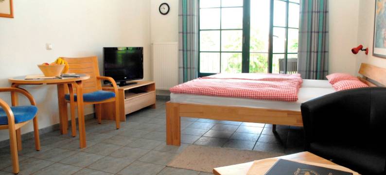 伯恩斯坦兰德希尔斯堡(Bernsteinland Hirschburg)图片