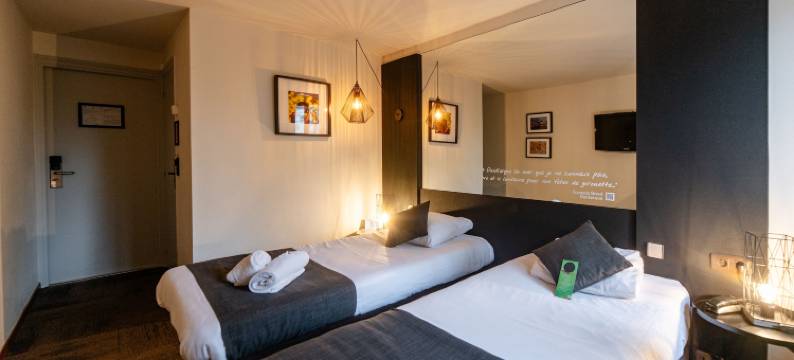 阿加西亚斯里尔图尔昆之家餐厅酒店(Logis Hôtel Restaurant des Acacias Lille Neuville en Ferrain)图片