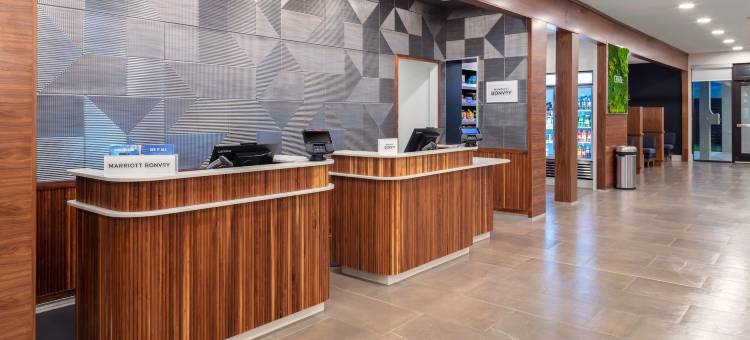 Courtyard Memphis East/Galleria图片