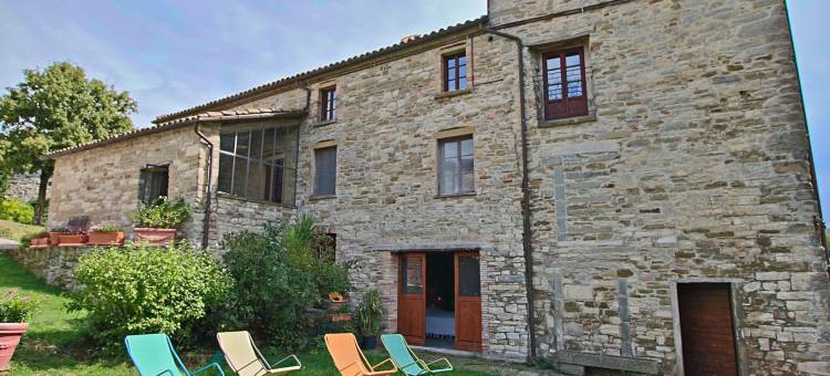 阿佩基奥的带泳池和露台的度假屋(Holiday Home in Apecchio with Pool & Terrace)图片