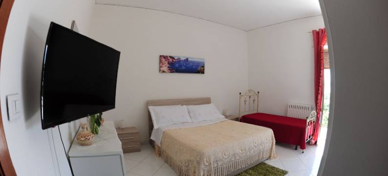 最后楼层酒店(The Last Floor)图片