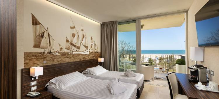 里米尼郎格梅尔美居酒店(Mercure Rimini Lungomare)图片