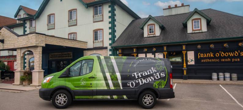 爱尔兰小屋酒店和套房(Irish Cottage Inn & Suites)图片