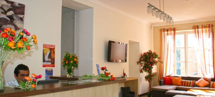 科伦波酒店(Hôtel Colombo- Porto Corse)图片