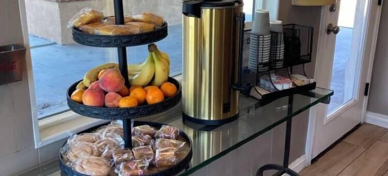 西向马车主题乐园入口旅馆(Westward Wagon Inn Theme Park Entrance)图片