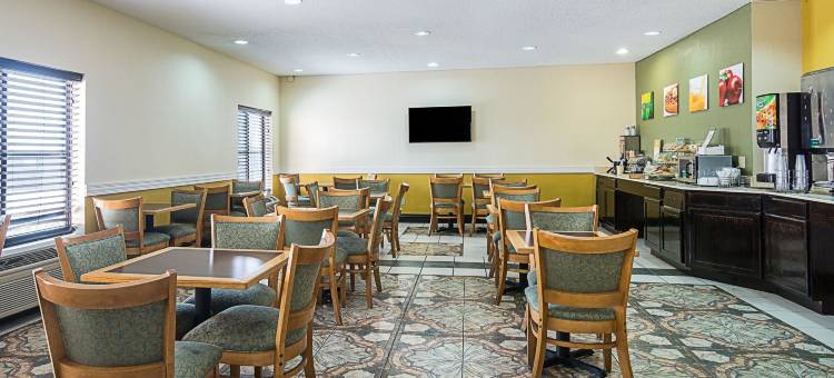 品质酒店及套房-近I-80和I-294(Quality Inn & Suites Harvey - Chicago Southland)图片