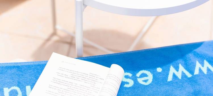 蓬玛丽娜酒店(Apartamentos Punta Marina by LIVVO)图片