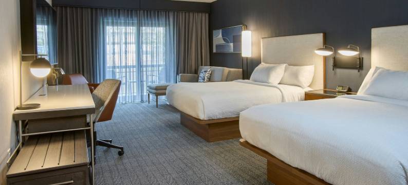 沃索万怡酒店(Courtyard Wausau)图片