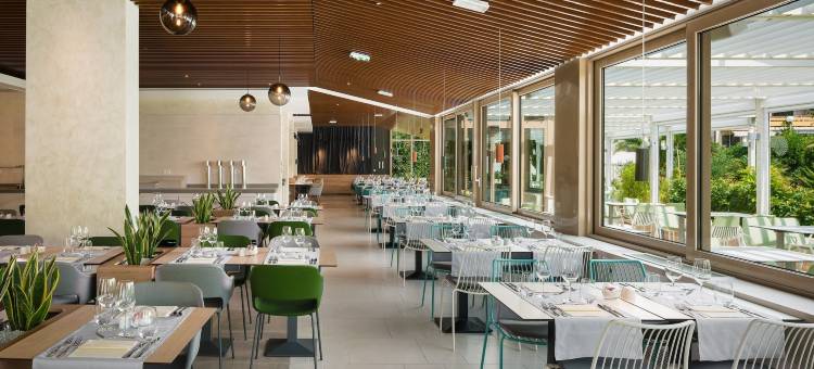 瓦拉马尔流星酒店(Valamar Meteor Hotel)图片