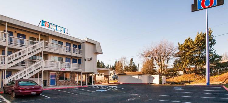 布雷默顿6号汽车旅馆(Motel 6 Bremerton, WA)图片