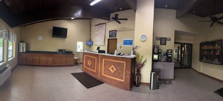 罗德威酒店(Executive Inn)图片