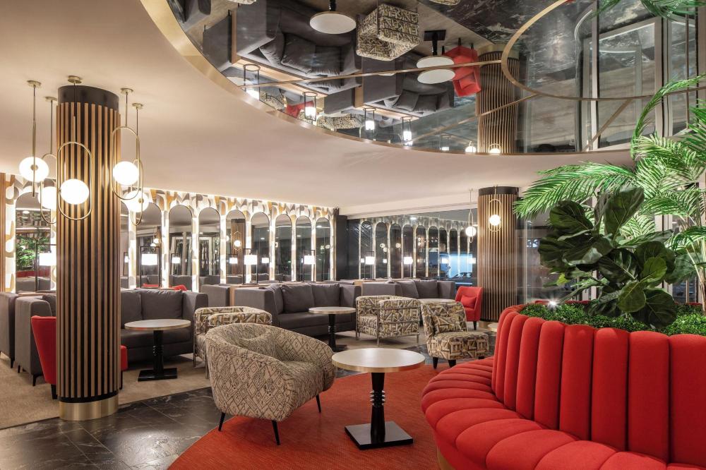 Hotel Real del Rio Over view