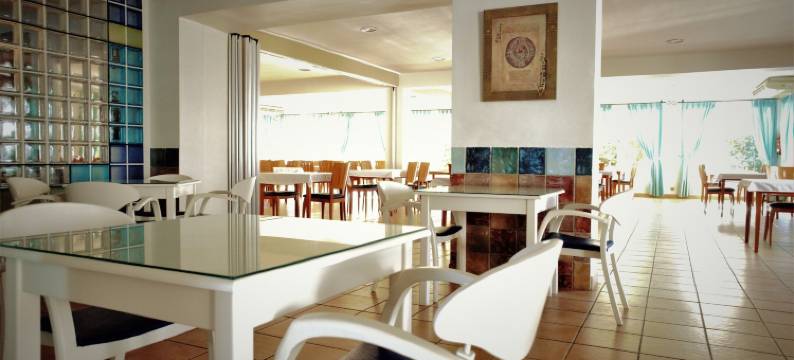 阿雅蒙提诺酒店(Hotel Ayamontino)图片