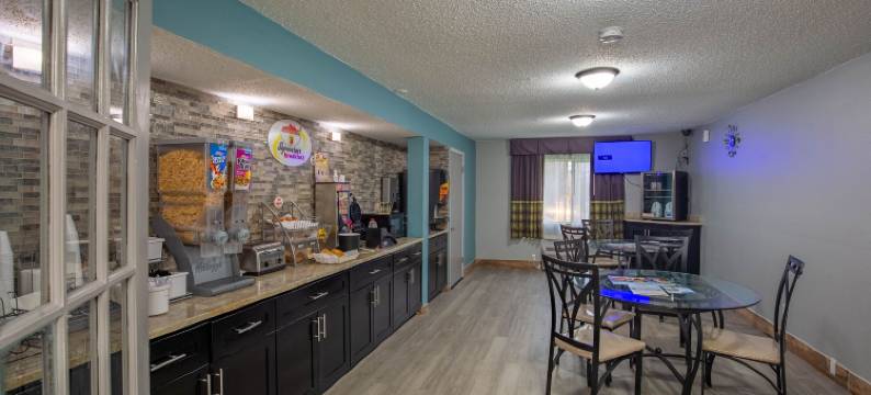 罗克福德温德姆速8酒店(Super 8 by Wyndham Rockford)图片