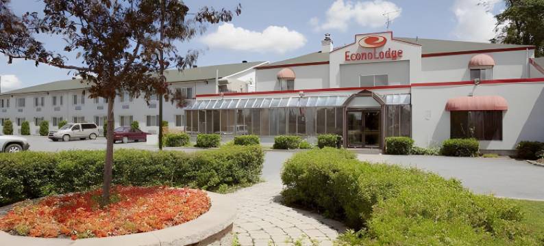 蒙特利尔机场呗盟旅馆套房酒店(Baymont by Wyndham Montreal Airport)图片