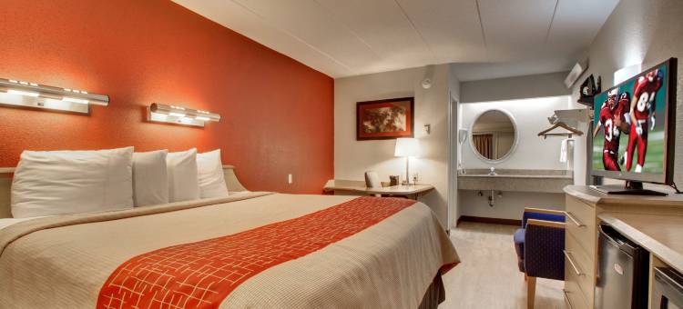 红屋顶酒店圣路易斯 - 西港/马里兰高地(Red Roof Inn St Louis - Westport/ Maryland Heights)图片