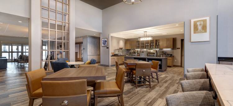 希尔顿奥克克里克米尔沃基家园套房(Homewood Suites by Hilton Oak Creek Milwaukee)图片