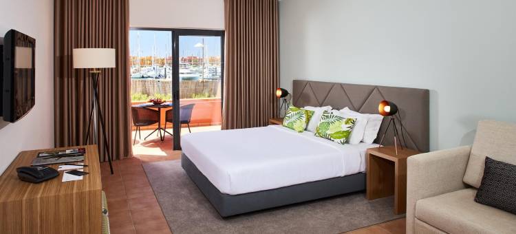 波尔蒂芒码头 NH 度假村酒店式公寓(NH Marina Portimao Resort)图片