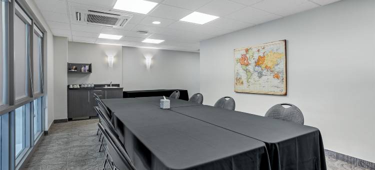 贝斯特韦斯特优质机场优质酒店(Best Western Plus Airport Inn  Suites)图片