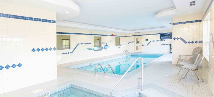 魁斯内尔桑德曼酒店(Sandman Hotel Quesnel)图片