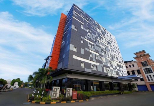 HORU Hotel Mangga Dua SquareHotel Overview