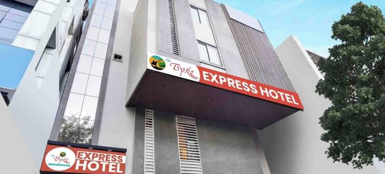 拜克快捷酒店 - 靠近戈普尔广场(The Byke Express - Near Gopur Square)图片