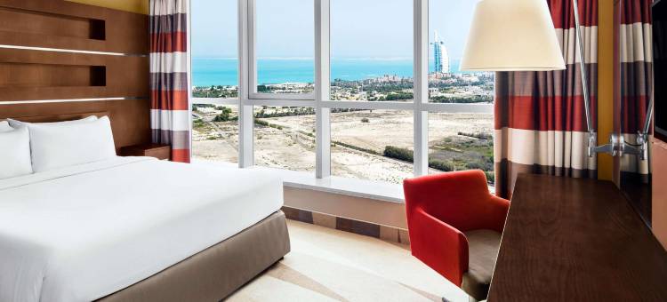 迪拜阿尔巴沙诺富特酒店(Novotel Dubai Al Barsha)图片