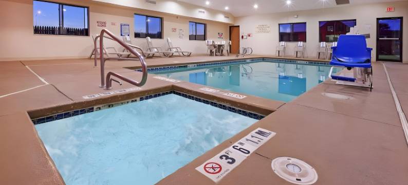 拉伯克丽怡酒店(Country Inn & Suites by Radisson, Lubbock, TX)图片