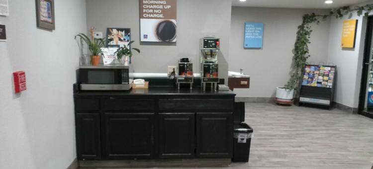 温斯洛6号汽车旅馆(Motel 6 Winslow, AZ)图片