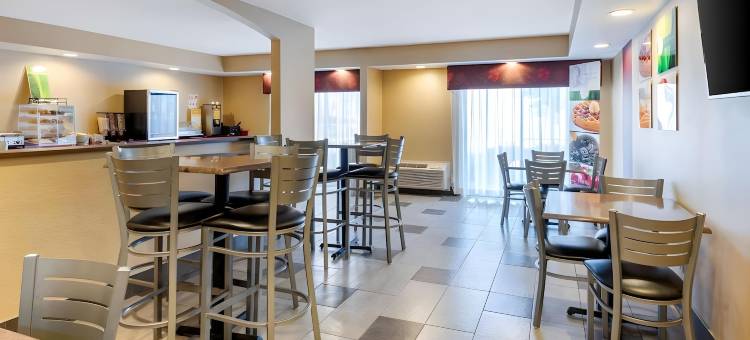 伏尔克纳-詹姆斯顿凯艺酒店(Quality Inn Falconer - Jamestown)图片