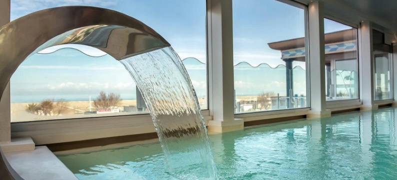 里米尼撒沃伊亚酒店(Savoia Hotel Rimini)图片