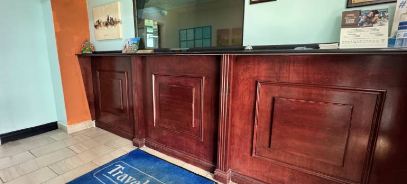 蒙哥马利东部Travelodge by Wyndham酒店(Travelodge by Wyndham Montgomery East)图片