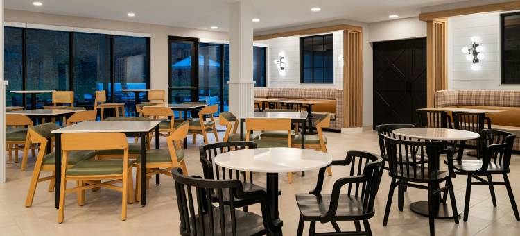 科尔宾万豪国际旗下万枫酒店及套房(Fairfield by Marriott Inn & Suites Corbin)图片