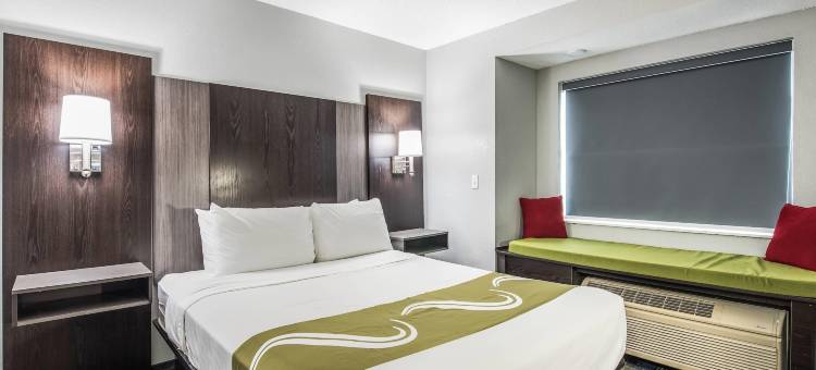 奥瓦通纳医疗中心附近品质酒店(Quality Inn Owatonna Near Medical Center)图片