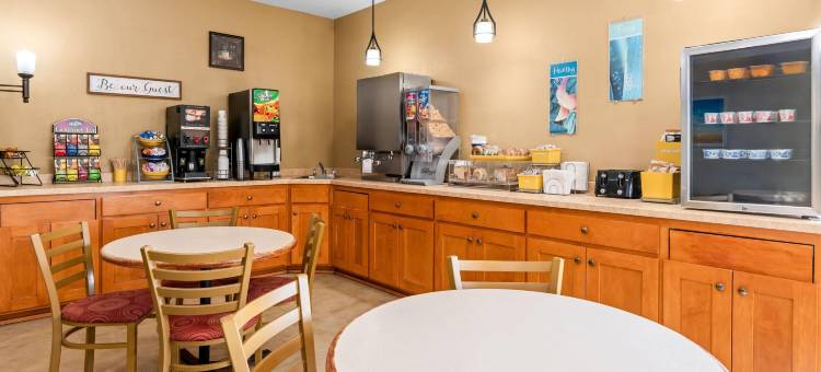 哥伦比亚购物中心戴斯酒店(Days Inn by Wyndham Grand Forks Columbia Mall)图片