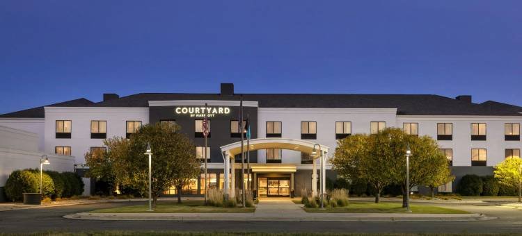 明尼苏达州法戈莫尔黑德万怡酒店(Courtyard Fargo Moorhead, MN)图片
