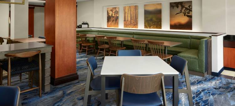 贝德福德万豪万枫酒店(Fairfield Inn & Suites Bedford)图片